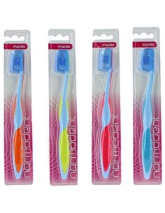 Cepillo Dental Normoden Medio de Normodent