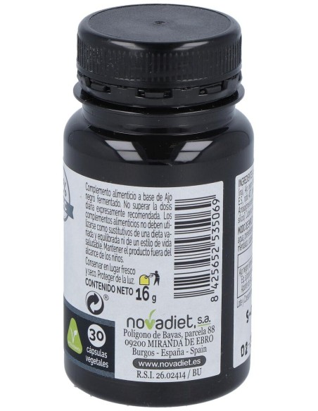 Ajo Negro Fermentado Envase de 30 cápsulas vegetales. de Novadiet