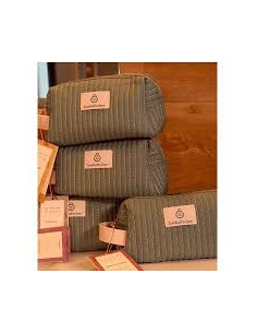 Neceser Belleza Consciente Comfort de Esential Aroms