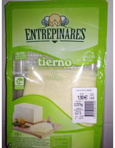 Queso tierno en lonchas: sabor suave y textura perfecta